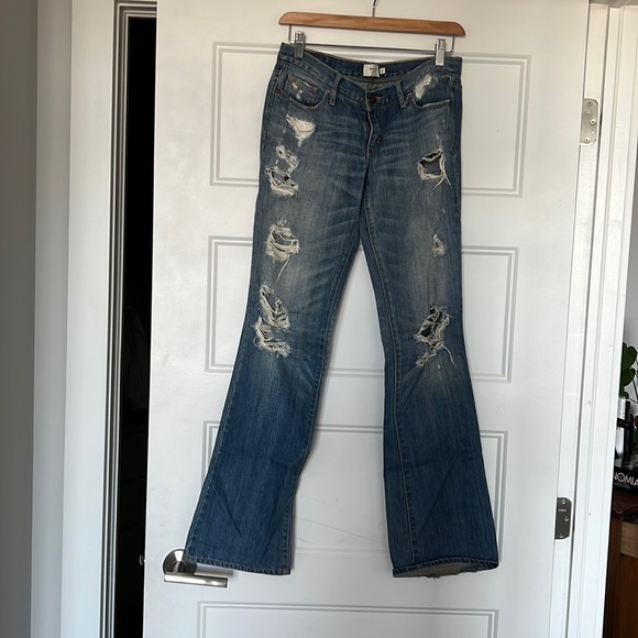 Abercrombie flared denim - size 2 - Picture 1 of 4